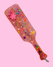 Load image into Gallery viewer, Tiki Freaky Bratz Paddle Pink
